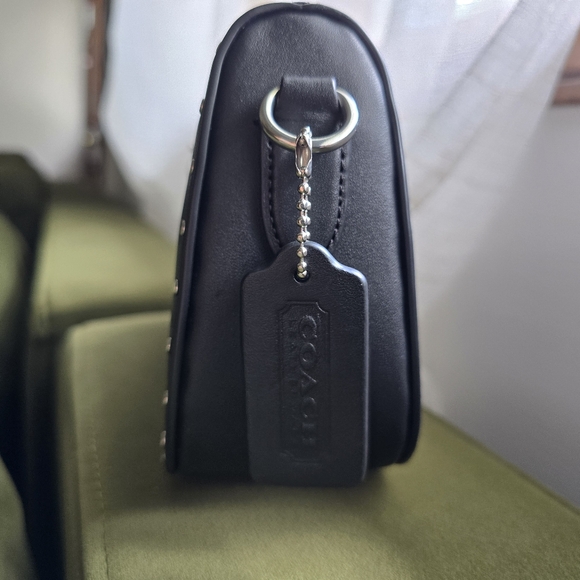 Coach Swinger with Rivets - Picture 4 of 9